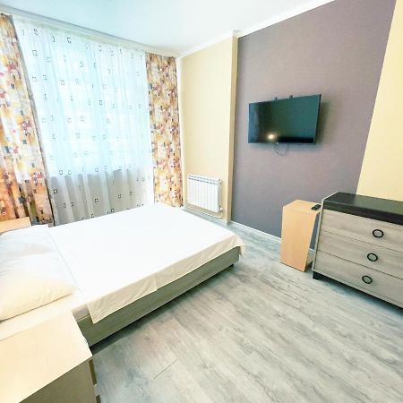 Beautiful Horizon First Line Apartment Батуми Екстериор снимка