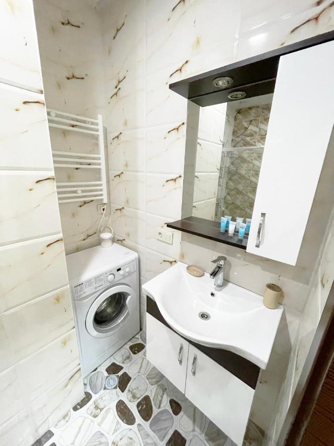 Beautiful Horizon First Line Apartment Батуми Екстериор снимка