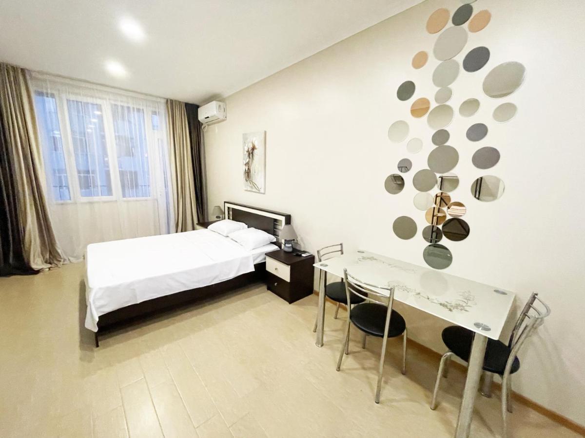 Beautiful Horizon First Line Apartment Батуми Екстериор снимка