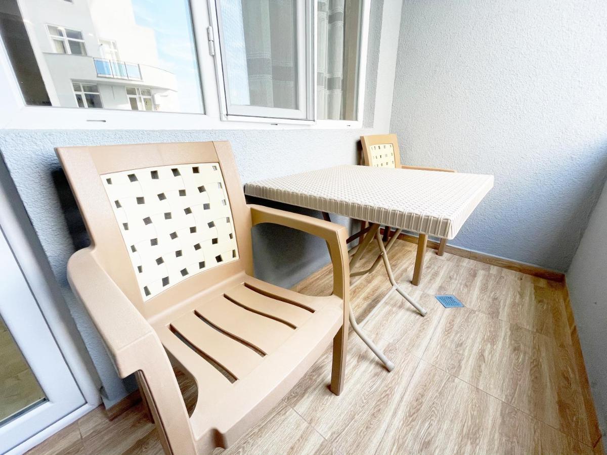 Beautiful Horizon First Line Apartment Батуми Екстериор снимка